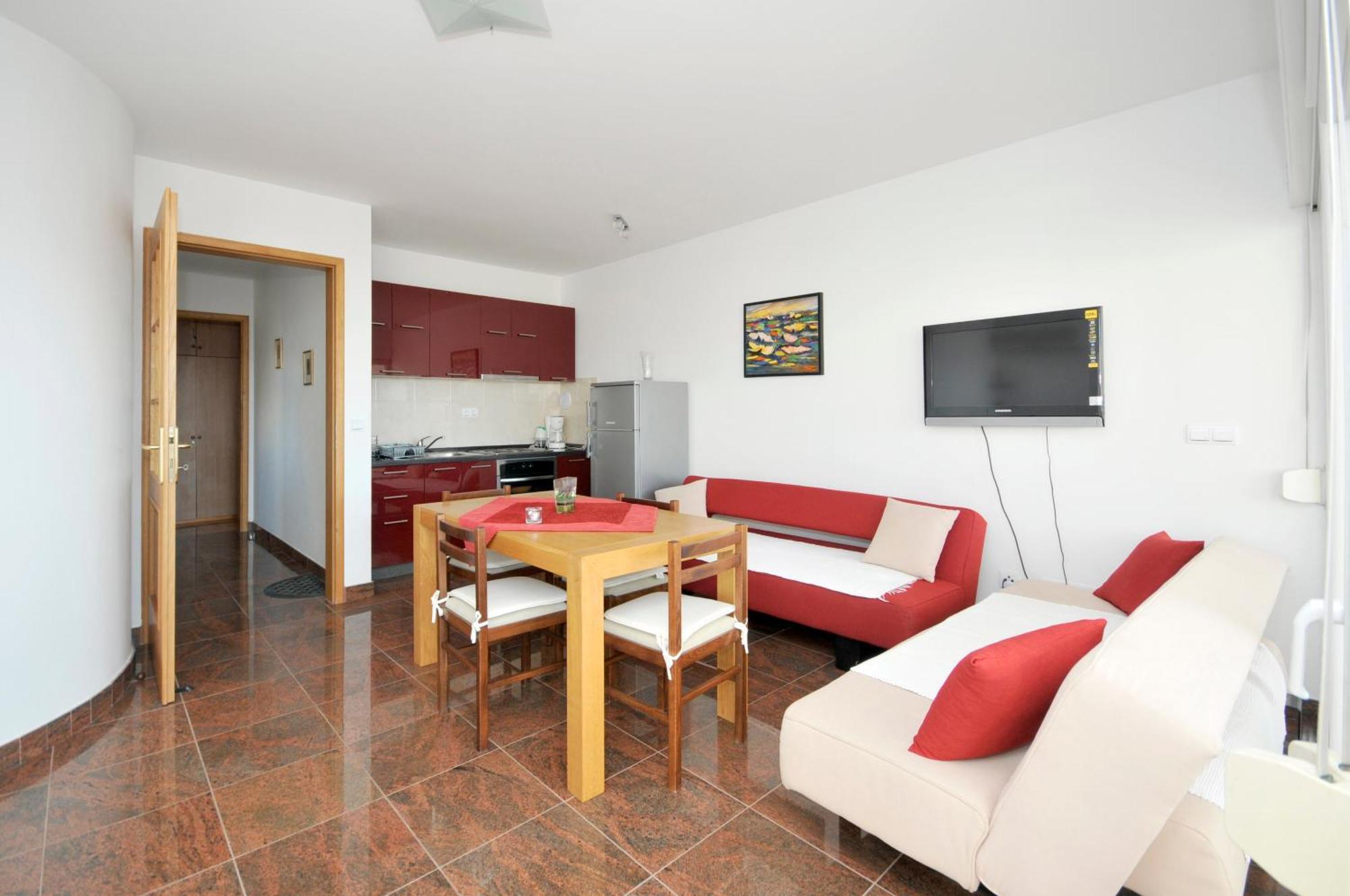 טרוגיר Apartmani Svalina - Seaview And 130M From Beach מראה חיצוני תמונה