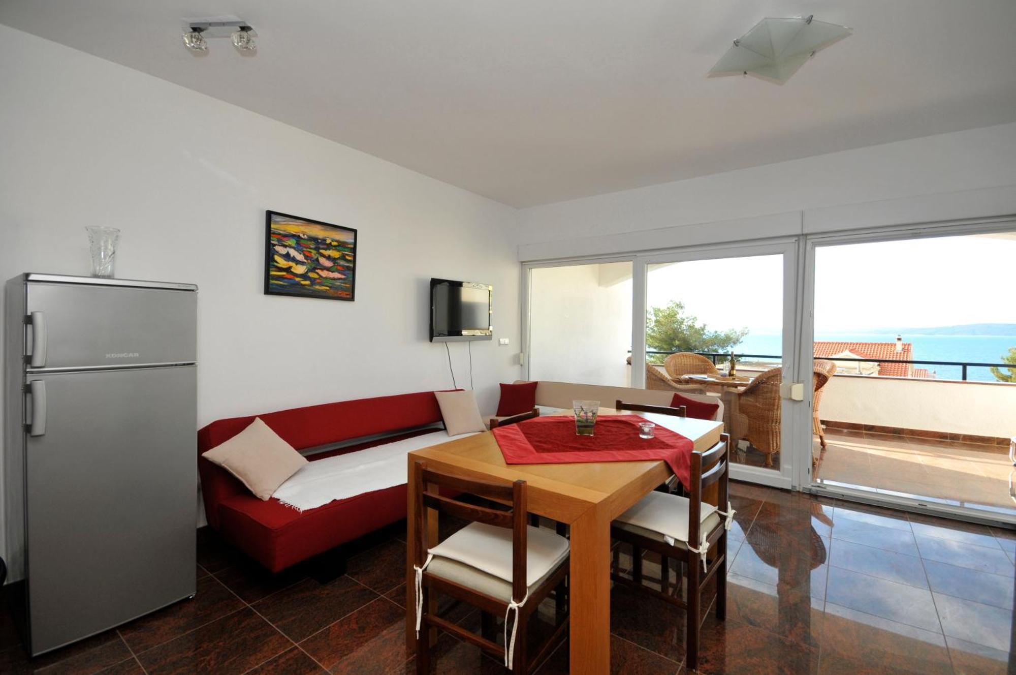 טרוגיר Apartmani Svalina - Seaview And 130M From Beach מראה חיצוני תמונה