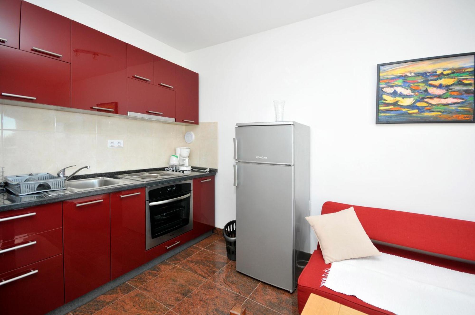 טרוגיר Apartmani Svalina - Seaview And 130M From Beach מראה חיצוני תמונה