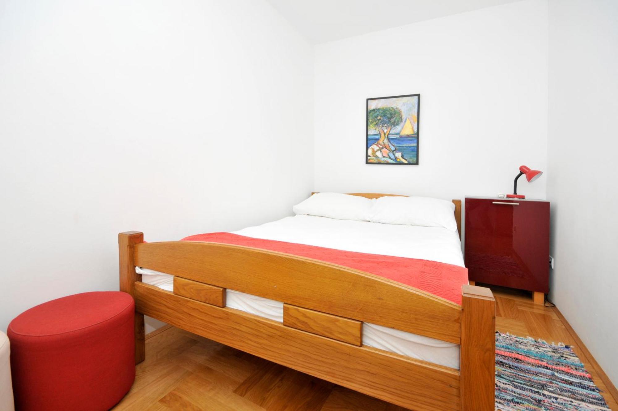 טרוגיר Apartmani Svalina - Seaview And 130M From Beach מראה חיצוני תמונה