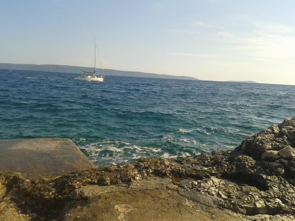 טרוגיר Apartmani Svalina - Seaview And 130M From Beach מראה חיצוני תמונה