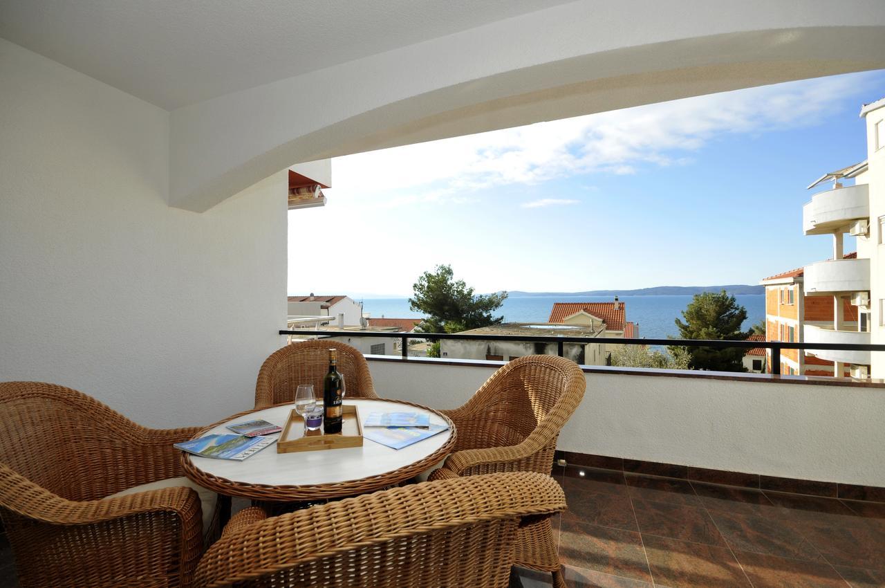 טרוגיר Apartmani Svalina - Seaview And 130M From Beach מראה חיצוני תמונה