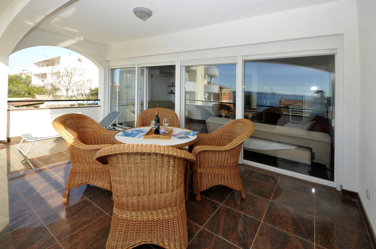 טרוגיר Apartmani Svalina - Seaview And 130M From Beach מראה חיצוני תמונה